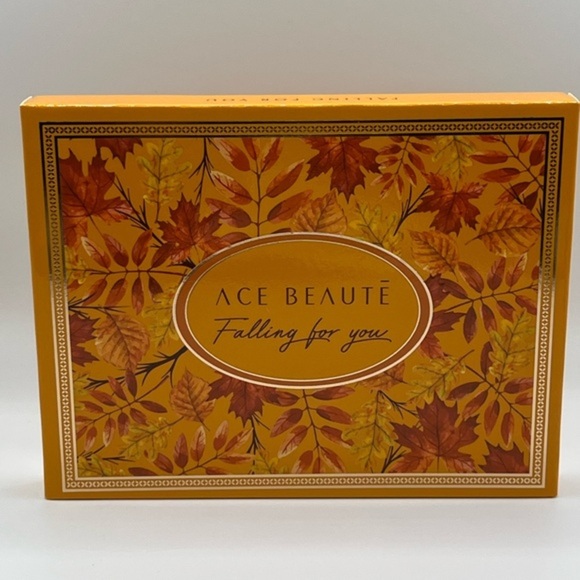 Ace Beauté Falling for You Eyeshadow Palette - Picture 1 of 3